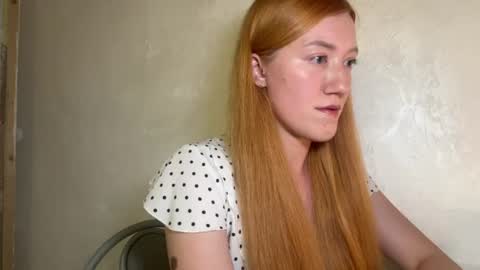 Snapshot of candy_lullaby chatting on August 5, 2026, 4:43 pm candy_lullaby online show from August 5, 2026, 4:43 pm