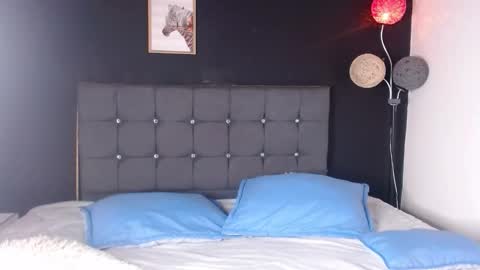 Snapshot of candy_lux_ chatting on September 9, 2025, 9:03 pm Candy online show from September 9, 2025, 9:03 pm