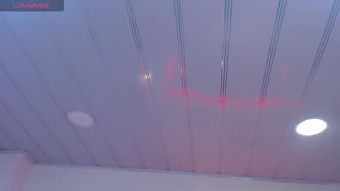 Snapshot of candy_lux_ chatting on February 15, 2026, 2:36 pm Candy online show from February 15, 2026, 2:36 pm