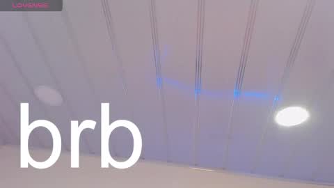 Snapshot of candy_lux_ chatting on April 8, 2026, 1:11 pm Candy online show from April 8, 2026, 1:11 pm