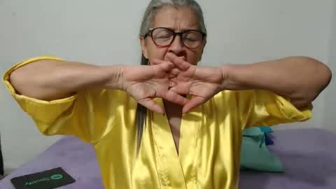 candy online show from September 21, 2025, 12:40 pm