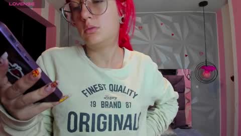 Snapshot of candy_morgan412 chatting on February 7, 2025, 11:23 am Ania online show from February 7, 2025, 11:23 am