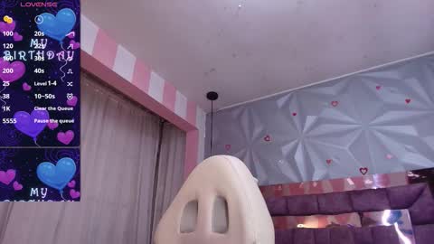 Snapshot of candy_morgan412 chatting on October 10, 2025, 11:09 am Ania online show from October 10, 2025, 11:09 am