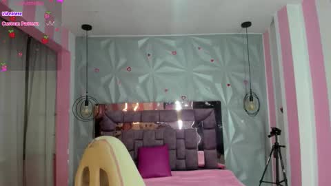 Snapshot of candy_morgan412 chatting on November 27, 2025, 11:12 am Ania online show from November 27, 2025, 11:12 am