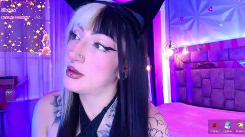 Ania online show from April 23, 2026, 12:29 pm