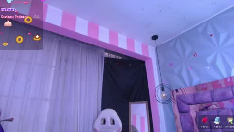 Ania online show from April 29, 2026, 11:14 am