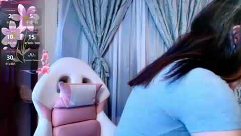 Ania online show from June 24, 2026, 11:20 am