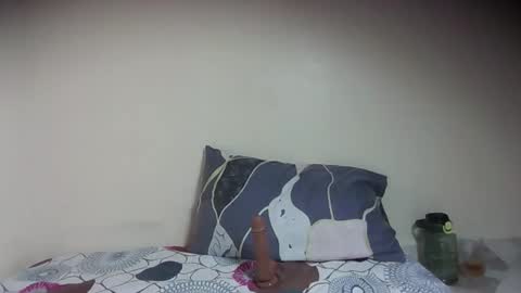 candy pot online show from September 12, 2025, 12:38 pm