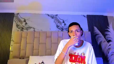 Snapshot of candyandmarilyn chatting on July 27, 2026, 11:23 pm and MarilynHot online show from July 27, 2026, 11:23 pm