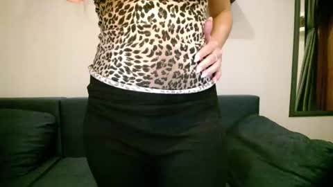 candycathc online show from February 6, 2025, 4:36 pm