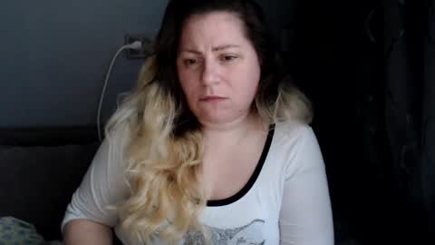 Snapshot of candycream74 chatting on May 24, 2026, 7:24 am Laura online show from May 24, 2026, 7:24 am