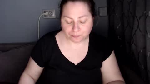 Snapshot of candycream74 chatting on June 10, 2026, 10:58 am Laura online show from June 10, 2026, 10:58 am