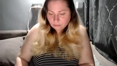 Snapshot of candycream74 chatting on June 11, 2026, 9:57 pm Laura online show from June 11, 2026, 9:57 pm
