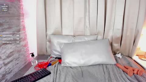 Snapshot of candycuckol chatting on December 10, 2024, 2:59 am Candy online show from December 10, 2024, 2:59 am