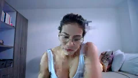 Candy Dowson online show from June 16, 2026, 8:22 pm
