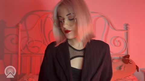 Snapshot of candyhannah chatting on September 17, 2025, 7:26 pm You can call me HH online show from September 17, 2025, 7:26 pm