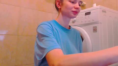 Snapshot of candyjesx chatting on January 13, 2025, 12:56 pm CANDYJESx online show from January 13, 2025, 12:56 pm