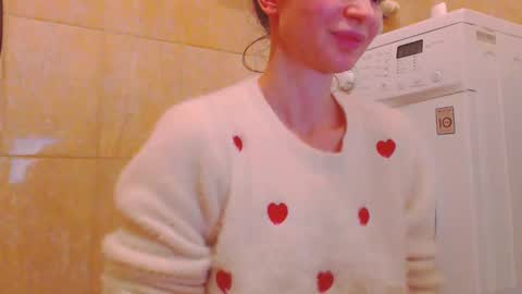 Snapshot of candyjesx chatting on January 13, 2025, 5:33 pm CANDYJESx online show from January 13, 2025, 5:33 pm