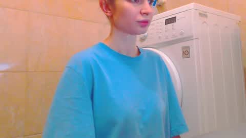 Snapshot of candyjesx chatting on January 15, 2025, 12:25 pm CANDYJESx online show from January 15, 2025, 12:25 pm