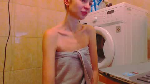 Snapshot of candyjesx chatting on January 28, 2025, 6:38 am CANDYJESx online show from January 28, 2025, 6:38 am