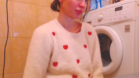 Snapshot of candyjesx chatting on January 28, 2025, 5:14 pm CANDYJESx online show from January 28, 2025, 5:14 pm