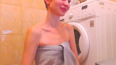 Snapshot of candyjesx chatting on January 30, 2025, 1:53 pm CANDYJESx online show from January 30, 2025, 1:53 pm