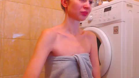 Snapshot of candyjesx chatting on February 6, 2025, 2:58 pm CANDYJESx online show from February 6, 2025, 2:58 pm