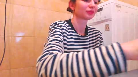 Snapshot of candyjesx chatting on February 12, 2025, 7:45 pm CANDYJESx online show from February 12, 2025, 7:45 pm