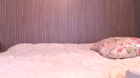 Snapshot of candyjesx chatting on January 18, 2026, 1:37 pm CANDYJESx online show from January 18, 2026, 1:37 pm