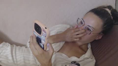 Snapshot of candylady136 chatting on July 18, 2026, 4:33 pm say meow and send tip online show from July 18, 2026, 4:33 pm
