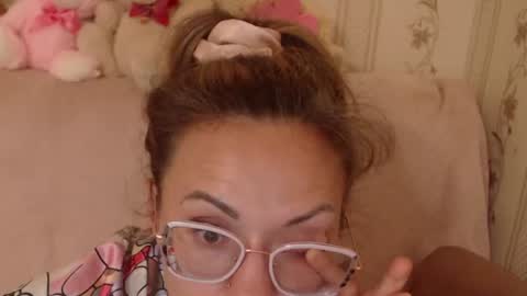 Snapshot of candylady136 chatting on July 26, 2026, 9:00 pm say meow and send tip online show from July 26, 2026, 9:00 pm