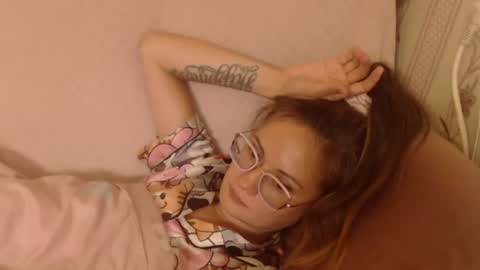 Snapshot of candylady136 chatting on July 30, 2026, 6:18 pm say meow and send tip online show from July 30, 2026, 6:18 pm