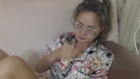 Snapshot of candylady136 chatting on August 1, 2026, 7:46 pm say meow and send tip online show from August 1, 2026, 7:46 pm