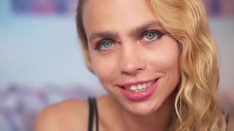 FANSLY  -    online show from February 10, 2025, 4:04 pm