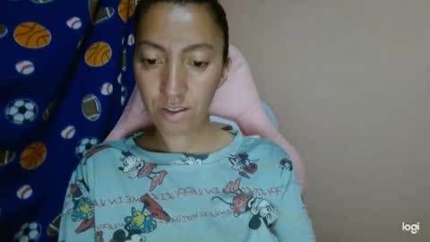 Snapshot of candymilfff chatting on May 18, 2026, 2:18 am candymilfff online show from May 18, 2026, 2:18 am