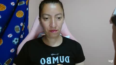 Snapshot of candymilfff chatting on May 26, 2026, 12:45 pm candymilfff online show from May 26, 2026, 12:45 pm