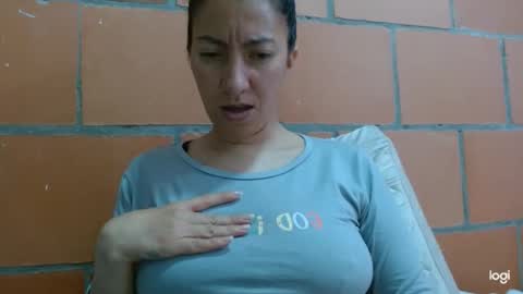 Snapshot of candymilfff chatting on June 9, 2026, 2:06 pm candymilfff online show from June 9, 2026, 2:06 pm
