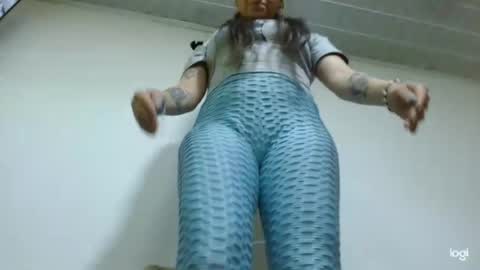 Snapshot of candymilfff chatting on June 30, 2026, 10:11 pm candymilfff online show from June 30, 2026, 10:11 pm