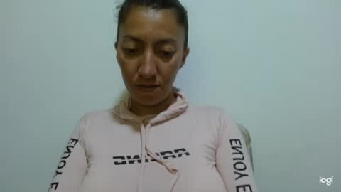 Snapshot of candymilfff chatting on July 25, 2026, 9:01 pm candymilfff online show from July 25, 2026, 9:01 pm