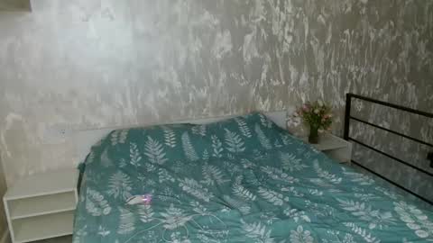 Snapshot of candymini chatting on May 15, 2026, 5:53 pm candymini online show from May 15, 2026, 5:53 pm