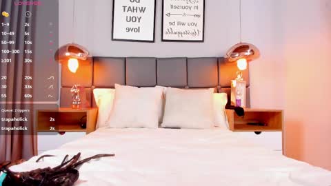 CANDY WOMAN online show from February 17, 2025, 9:41 pm