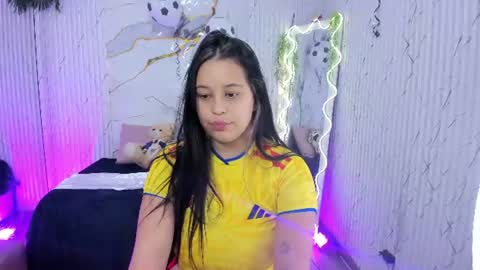 CANDYY online show from June 24, 2026, 2:54 am