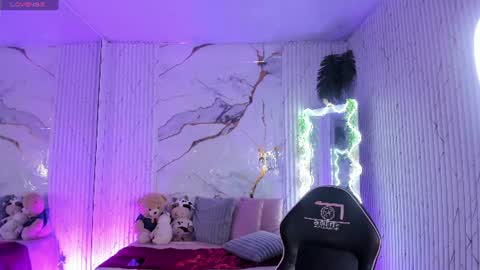 CANDYY online show from July 30, 2026, 11:42 am