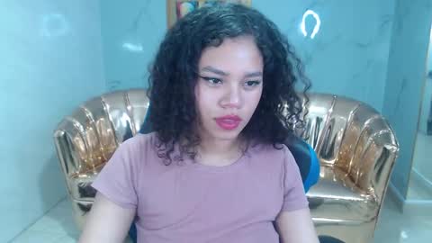 Snapshot of canela_s1 chatting on October 8, 2025, 8:28 pm canela_s1 online show from October 8, 2025, 8:28 pm