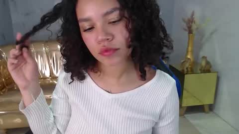 Snapshot of canela_s1 chatting on October 21, 2025, 9:04 pm canela_s1 online show from October 21, 2025, 9:04 pm