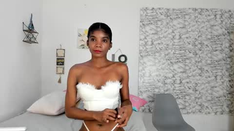 Snapshot of canhela1 chatting on November 21, 2025, 3:33 pm Canhela online show from November 21, 2025, 3:33 pm