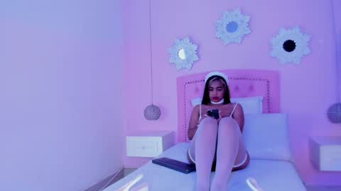 Snapshot of cannelasmith chatting on November 26, 2025, 6:20 pm cannelasmith online show from November 26, 2025, 6:20 pm