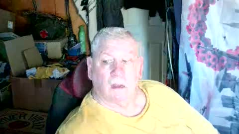 canoelicker69 online show from April 3, 2026, 6:17 pm