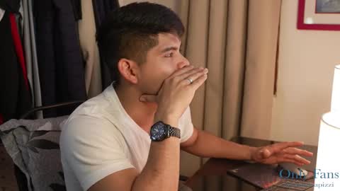 Snapshot of capizzi_ chatting on December 1, 2024, 9:26 pm David Capizzi online show from December 1, 2024, 9:26 pm