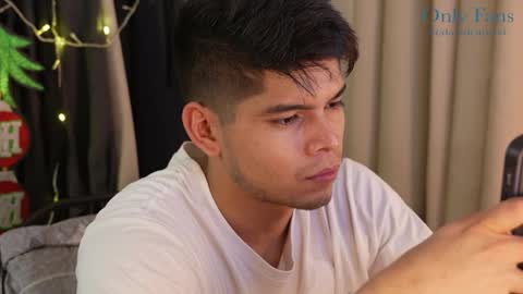 Snapshot of capizzi_ chatting on December 12, 2024, 3:10 am David Capizzi online show from December 12, 2024, 3:10 am